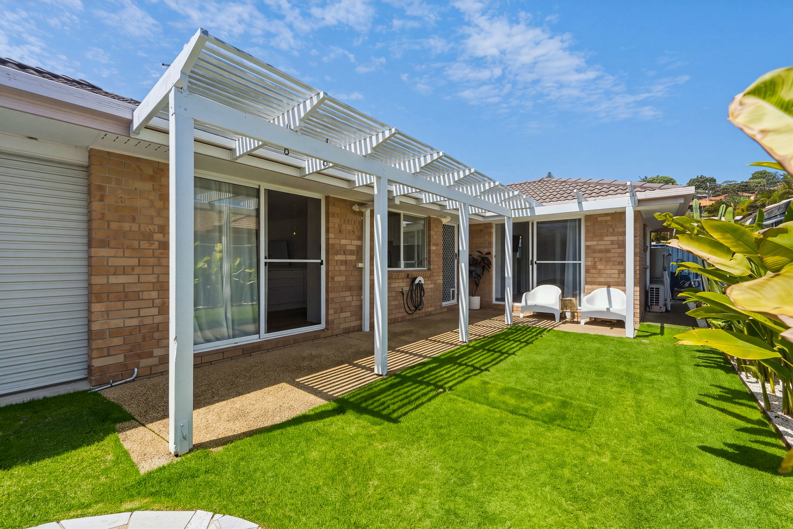 8/6-10 Parkland Place, Banora Point - Image 1