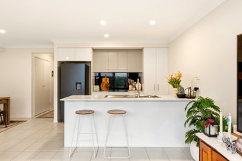 Image 5 for Unit 102/63 Watercress Boulevard, Redbank Plains  QLD  4301