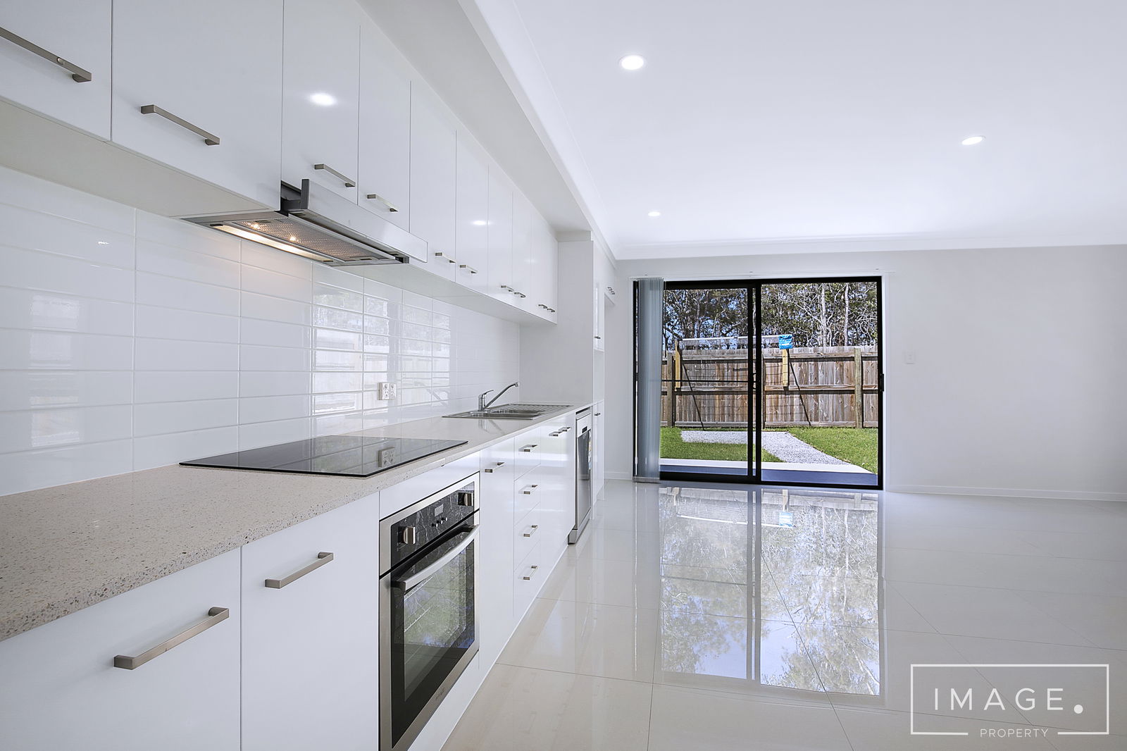 Main listing image for 1/7 Mount Crosby St, Park Ridge  QLD  4125