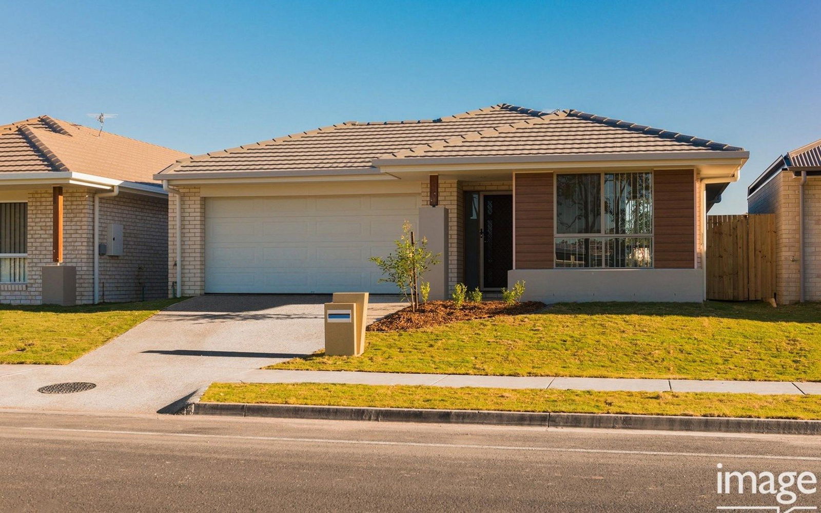 Main listing image for 32 Minka Ln, Ormeau  QLD  4208