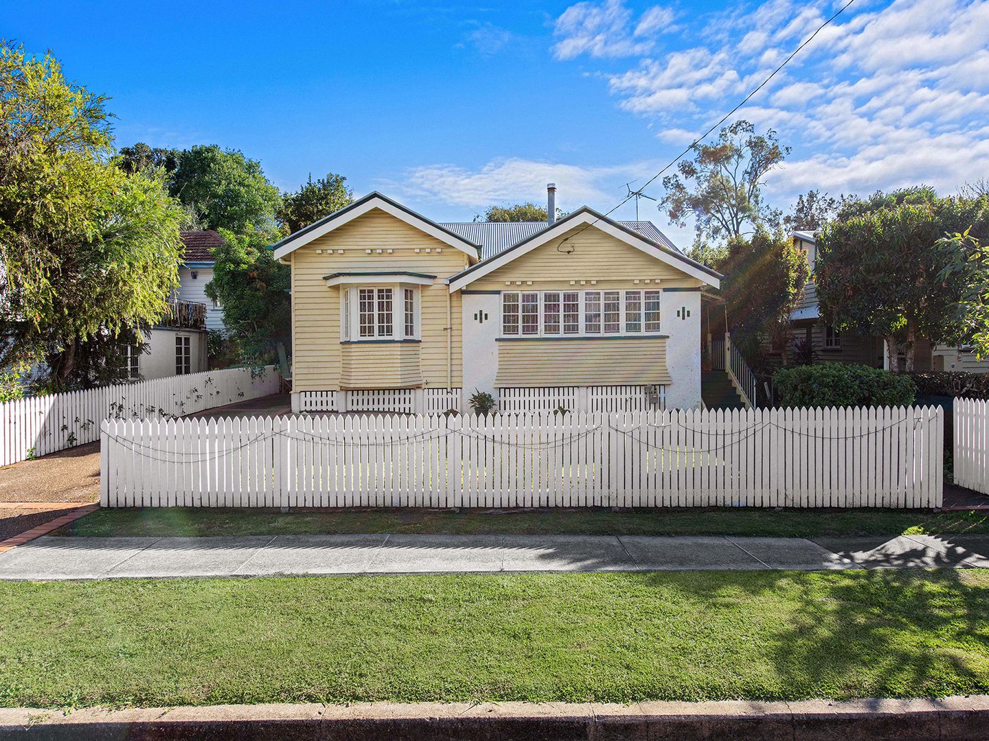 Main listing image for 15 Weir Street, Moorooka  QLD  4105