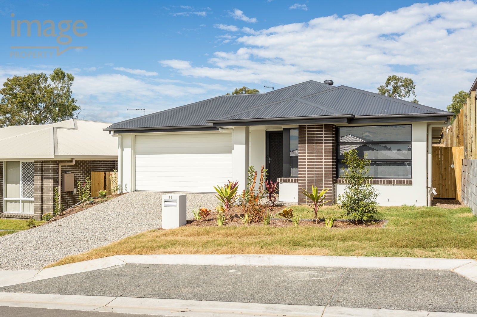 Main listing image for 11 Swift Close, Redbank Plains  Qld  4301