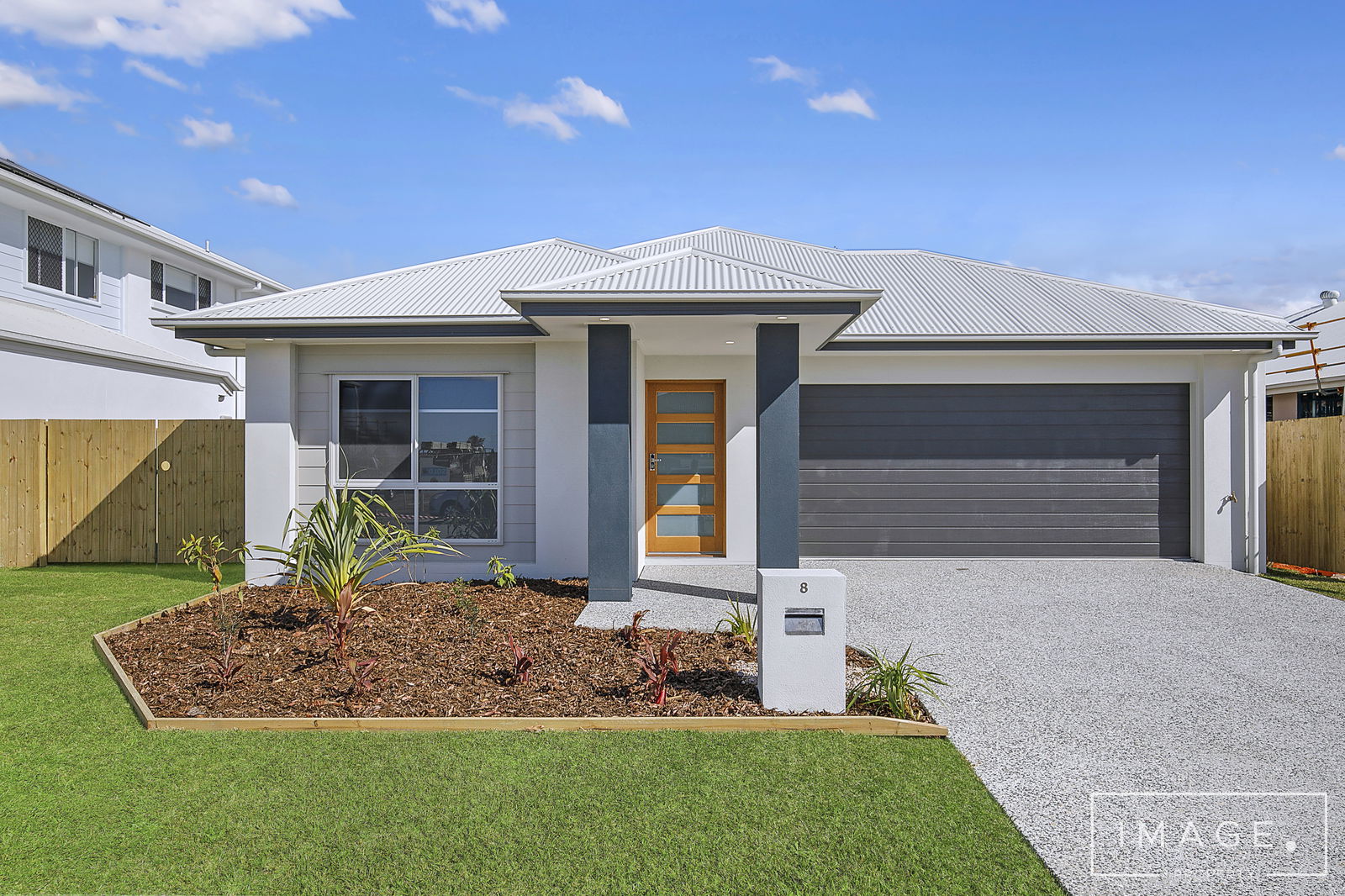Main listing image for 8 Bondi Street, Newport  QLD  4020