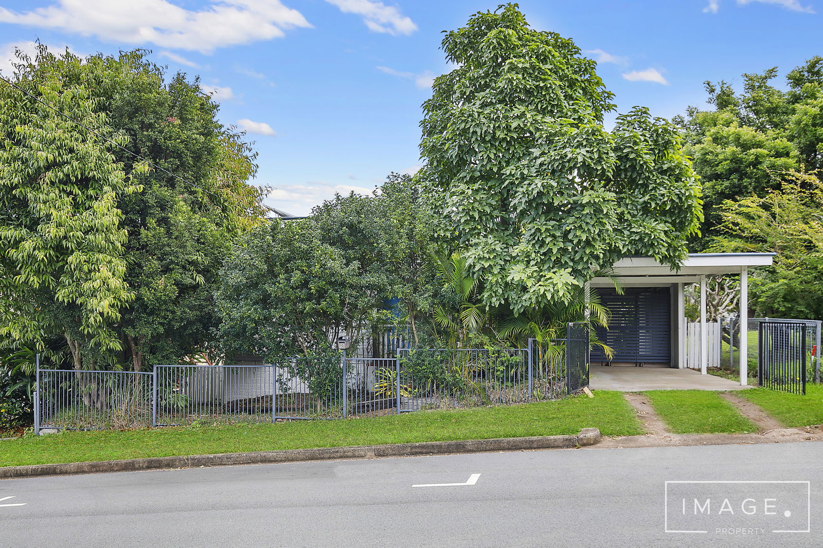 Main listing image for 9 Reid St, Petrie  QLD  4502