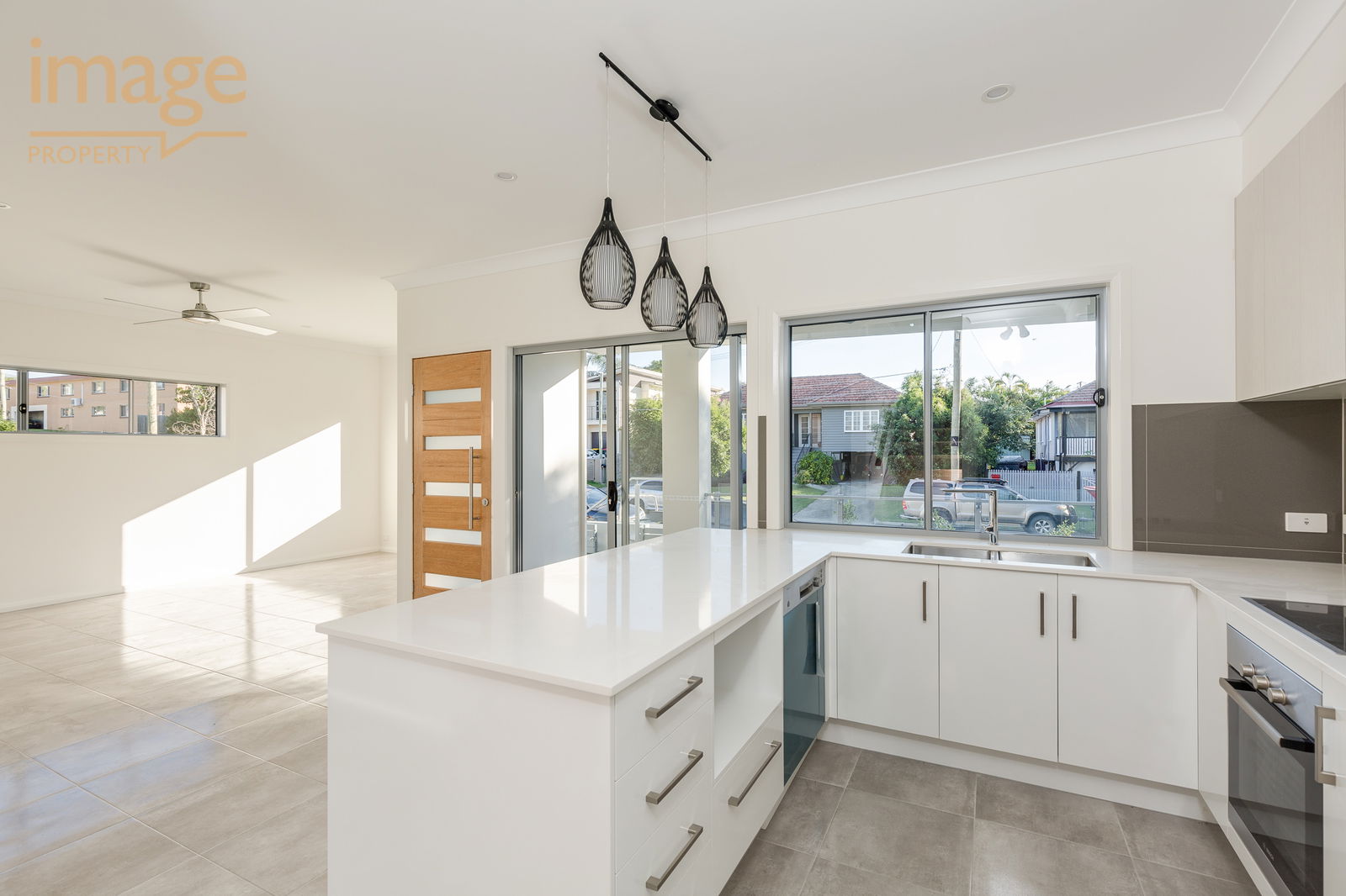 Main listing image for 1/20 Houthem St, Camp Hill  QLD  4152