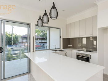 Image 6 for 1/20 Houthem St, Camp Hill  QLD  4152