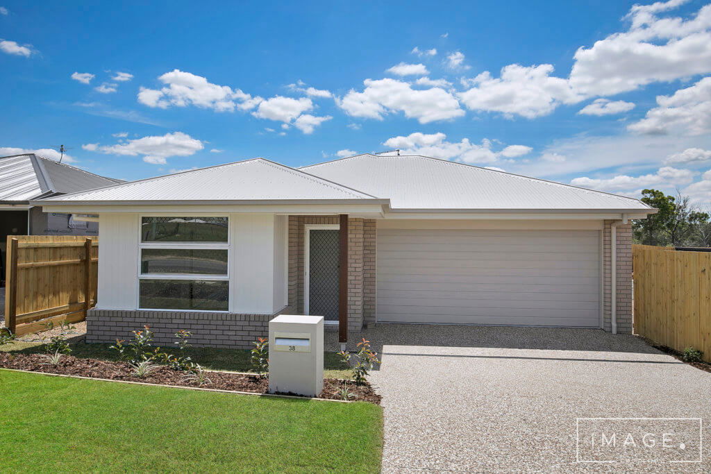 Main listing image for 38 Laxton Rd, Pallara  QLD  4110