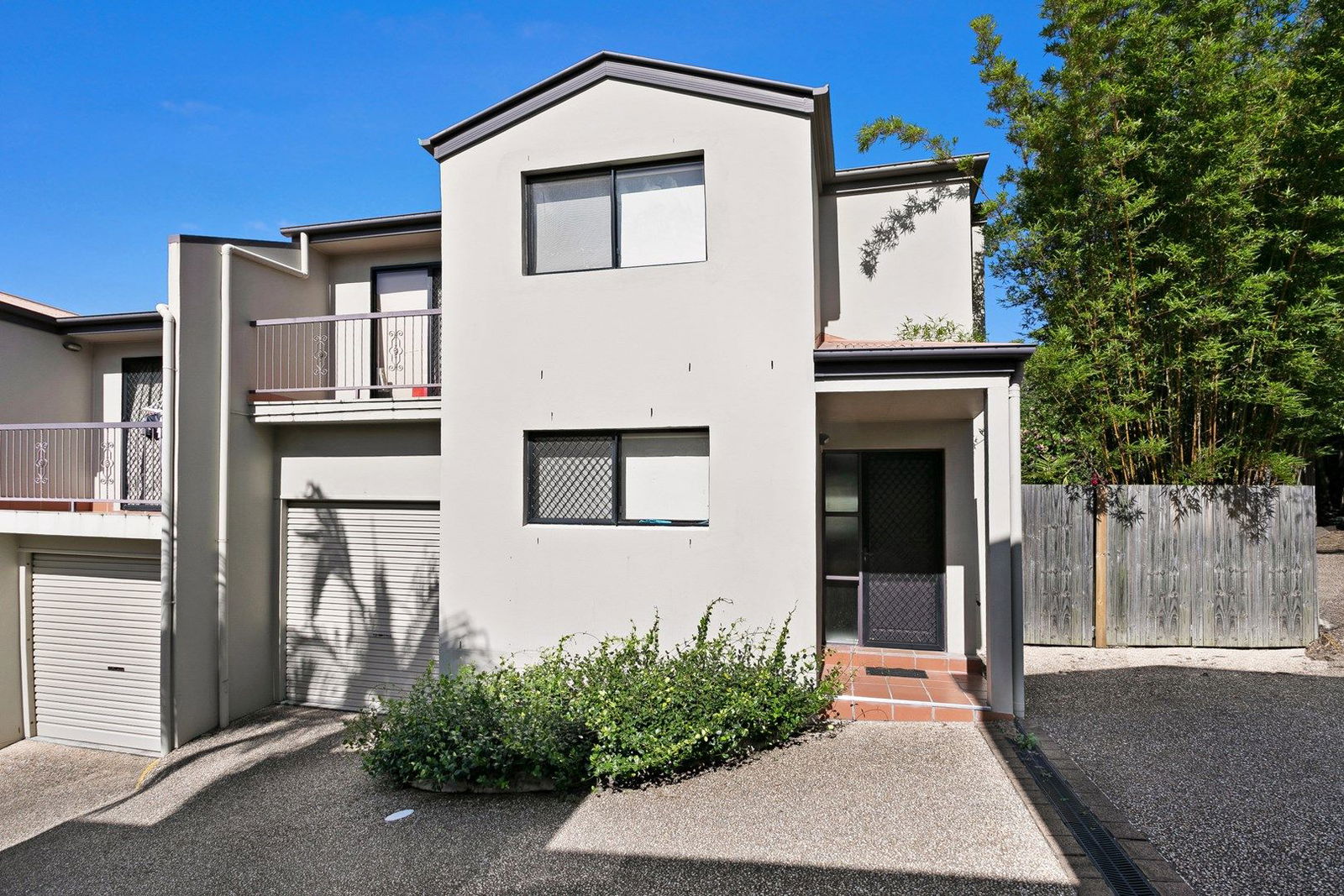 Main listing image for 2/32 Fleming Road, Herston  QLD  4006