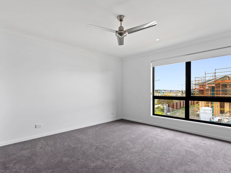 42 Lighthouse Cct, Birtinya, QLD, 4575, Birtinya - Thumbnail 6
