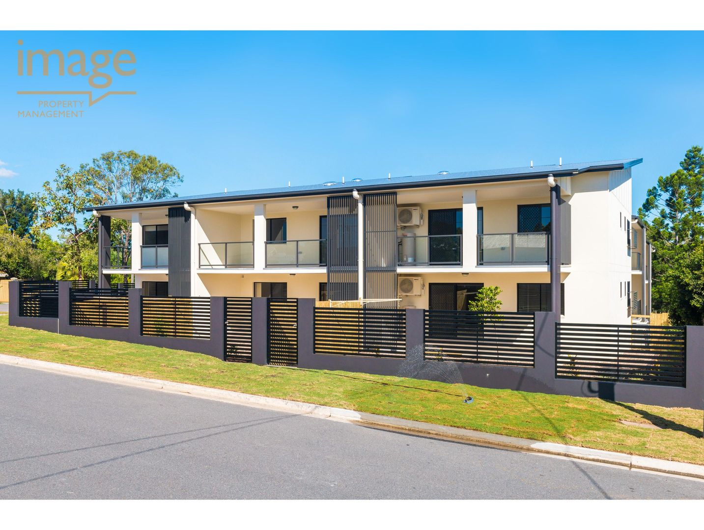 Main listing image for 2/25 Gamelin Cres, Stafford  QLD  4053