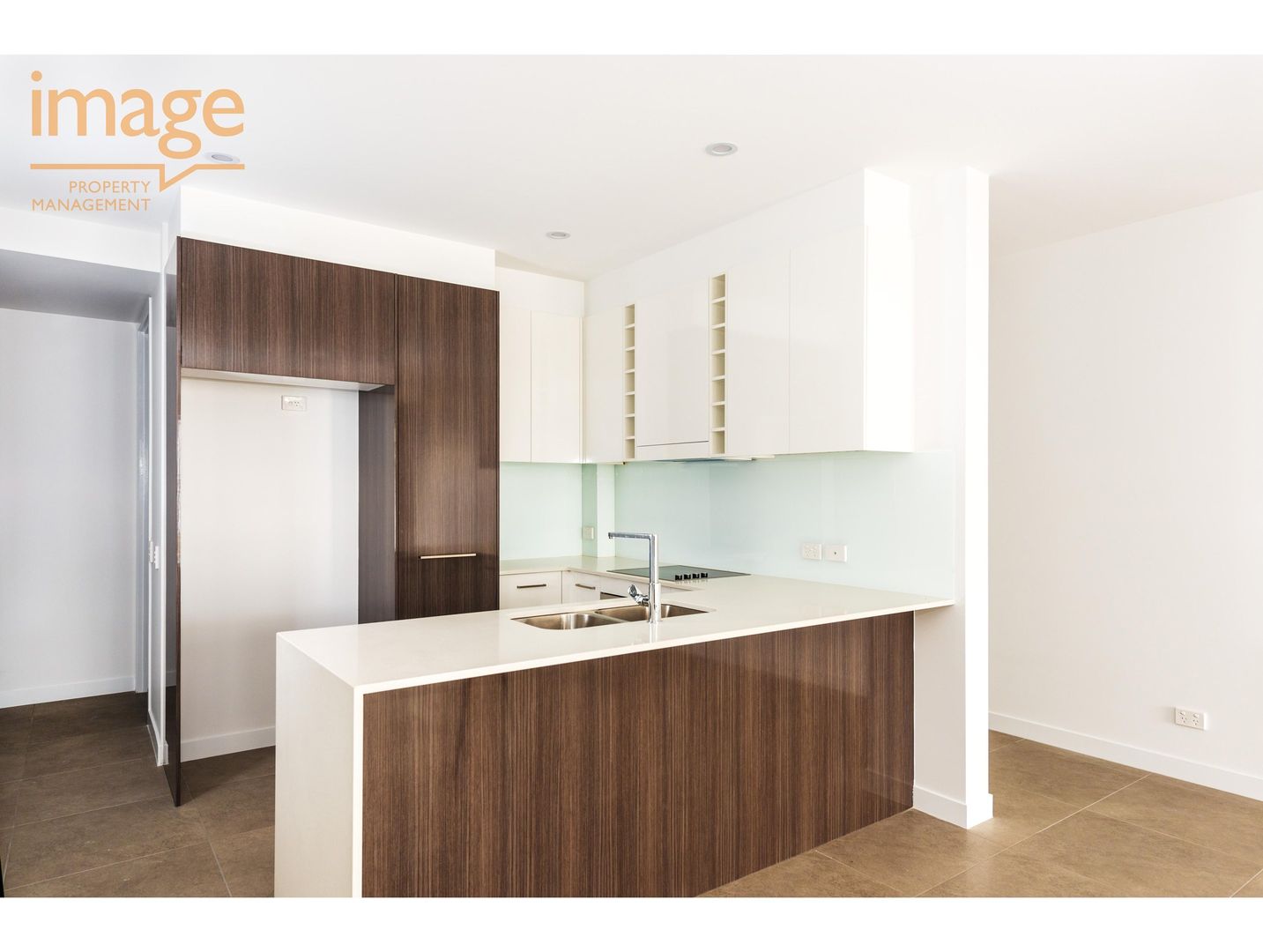 Main listing image for 4/25-27 Worden St, Morningside  QLD  4170