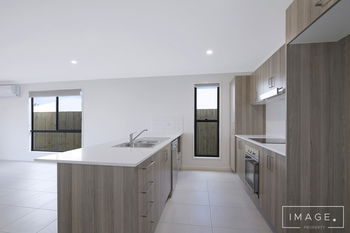Image 6 for 7 Finch Circuit, Flagstone  QLD  4280