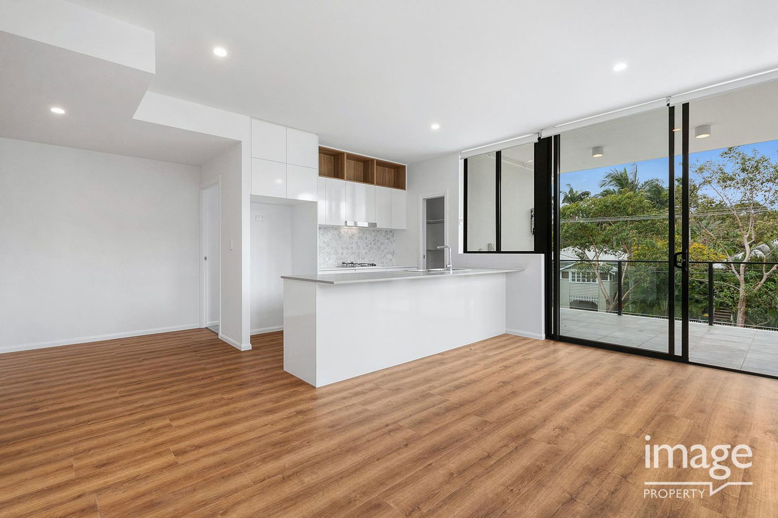 Main listing image for 2/26 Farm St, Newmarket  QLD  4051