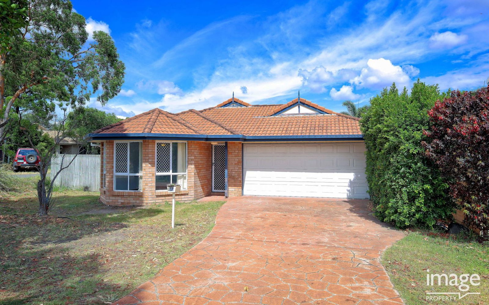 Main listing image for 9 Moran Cres, Forest Lake  QLD  4078
