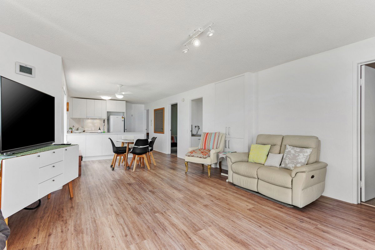 4/3 Latona Ave, Caloundra, QLD, 4551, Caloundra - Thumbnail 2