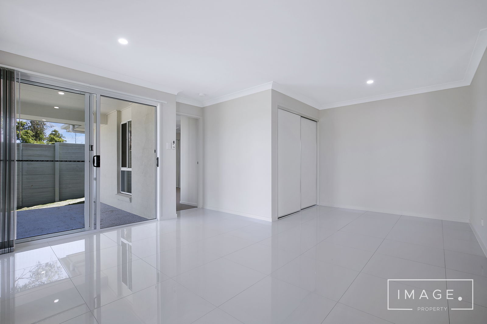 Main listing image for 1/64 Kevin Mulroney Dr, Flinders View  QLD  4305