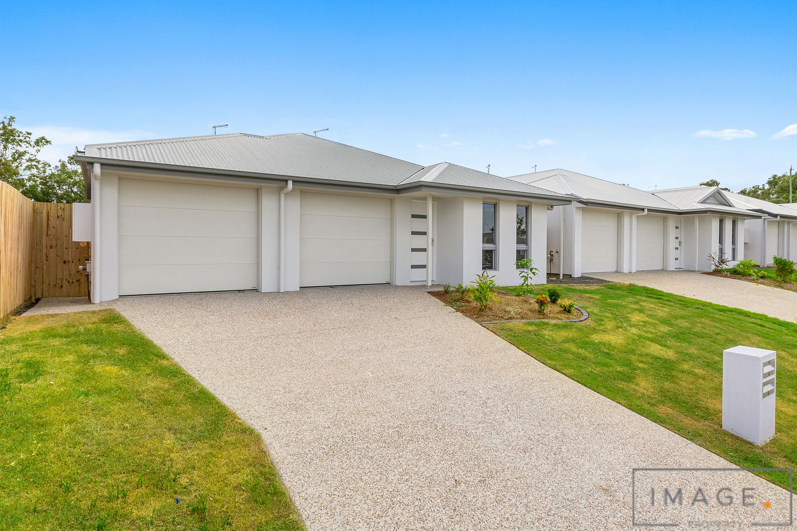 Main listing image for 2/15 Olivia St, Flinders View  QLD  4305
