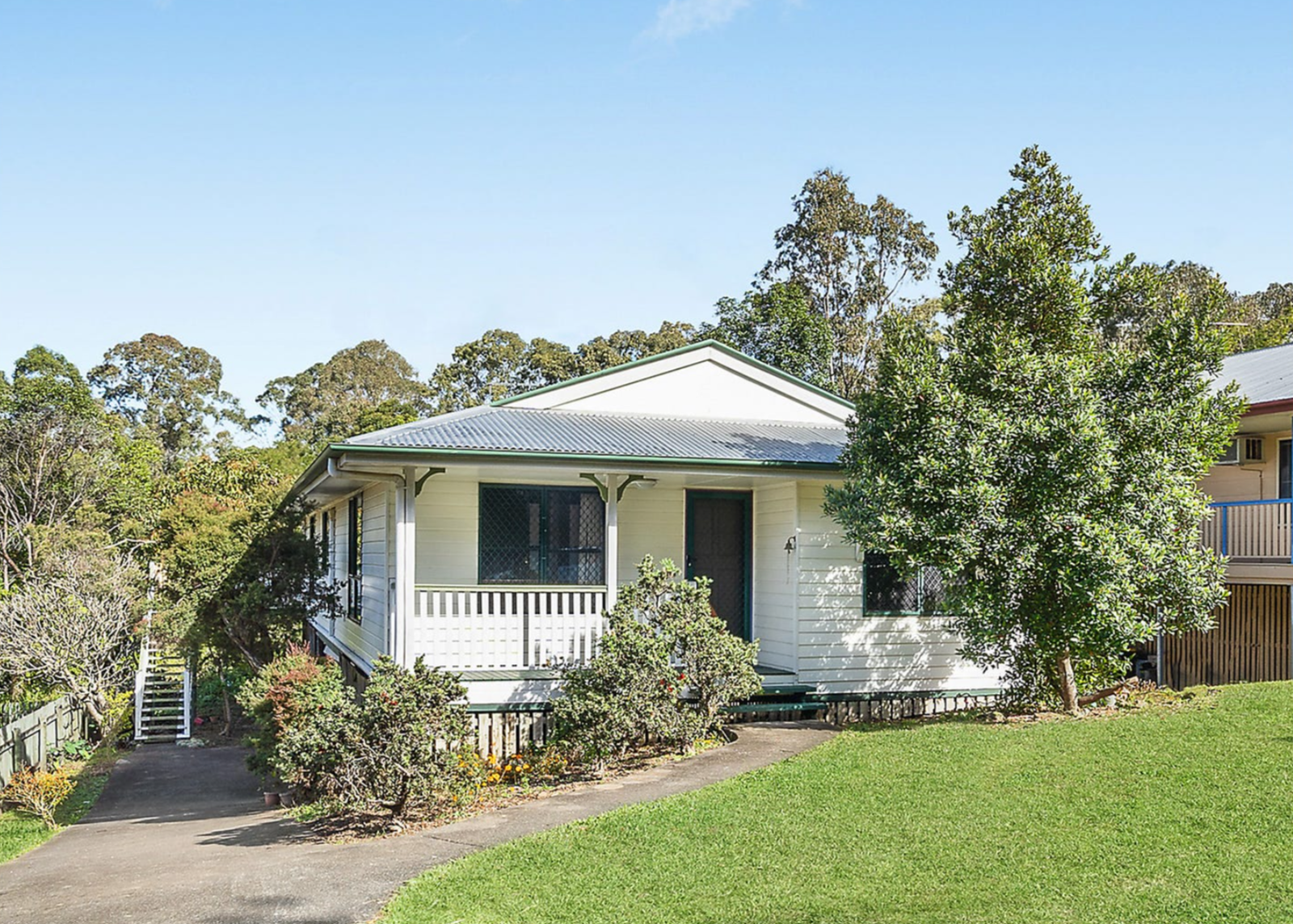 Main listing image for 32 Roseglen St, Greenslopes  QLD  4120
