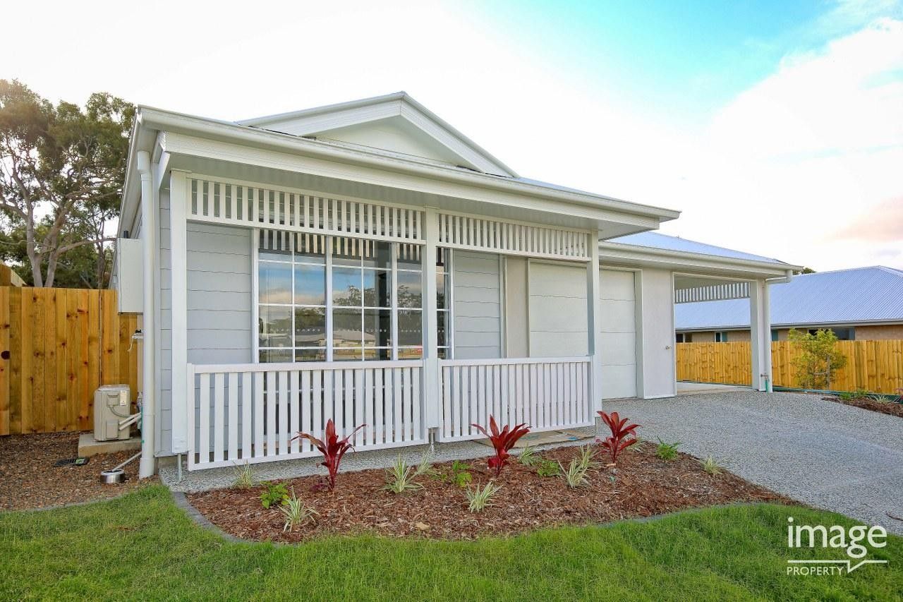 Main listing image for 1/7 Weedbrook Street, Park Ridge  QLD  4125