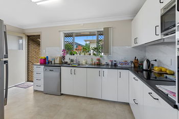 Image 6 for 9 Denton St, Wishart  QLD  4122