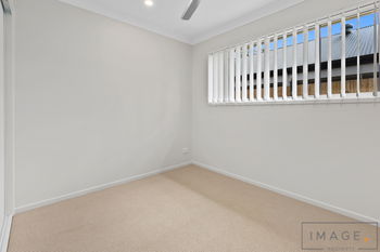 Image 6 for 10 Brooklyn Cl, Park Ridge  QLD  4125