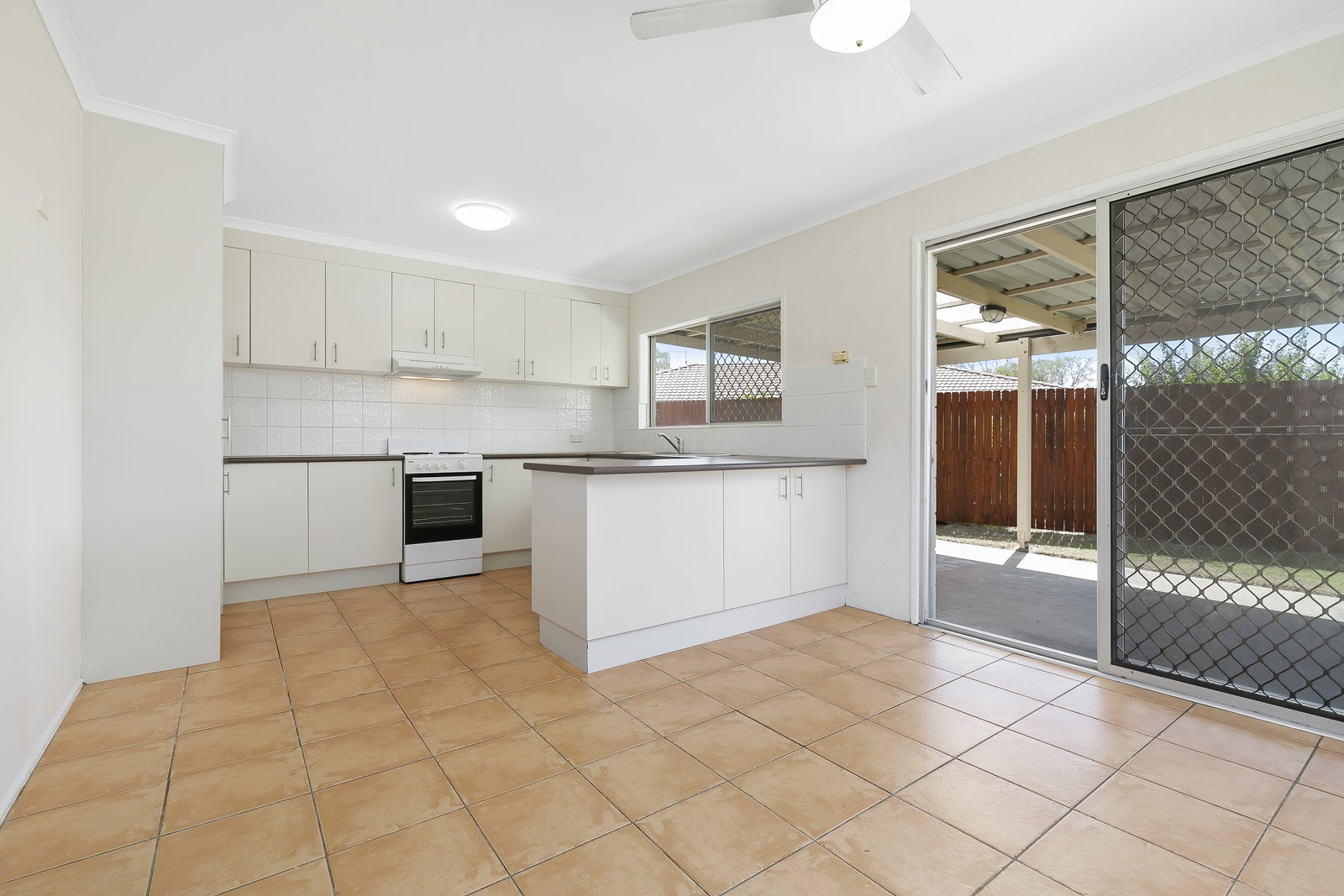 20 Mirnoo St, Currimundi, QLD, 4551, Currimundi - Thumbnail 2