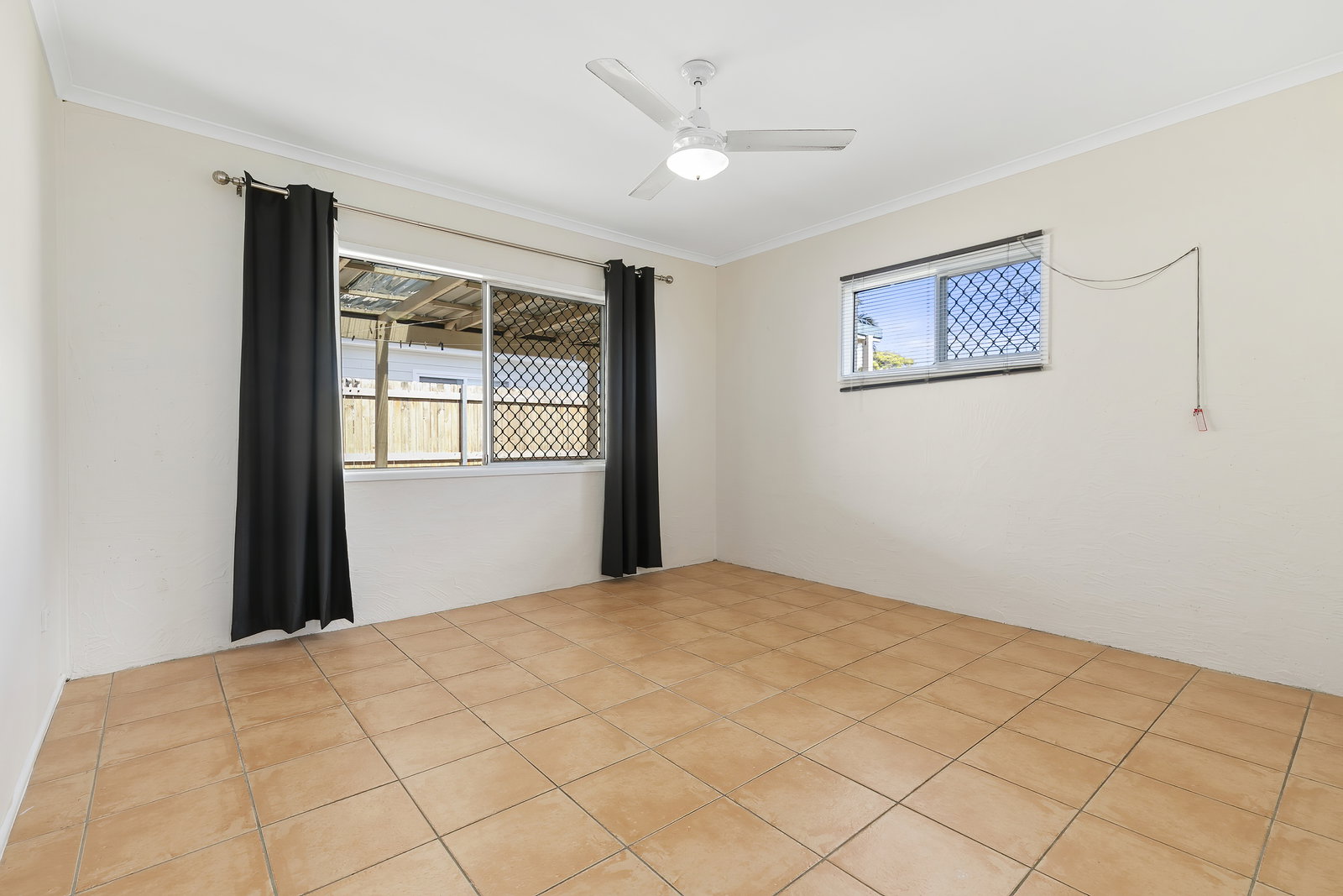 20 Mirnoo St, Currimundi, QLD, 4551, Currimundi - Thumbnail 5