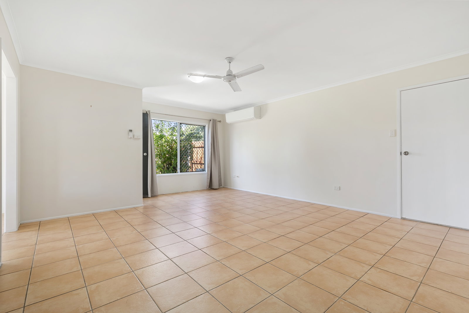 20 Mirnoo St, Currimundi, QLD, 4551, Currimundi - Thumbnail 8