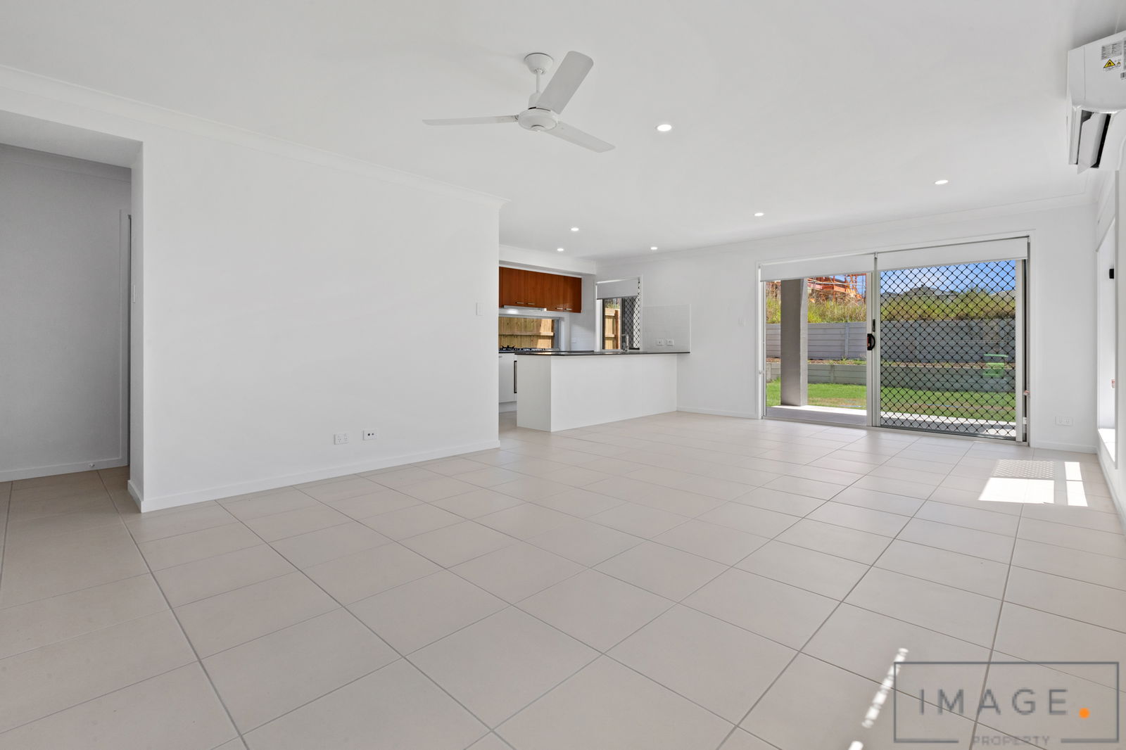 Main listing image for 21 Norwich Cres, Pallara  QLD  4110