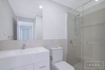 Image 6 for 2/74 Kevin Mulroney Dr, Flinders View  QLD  4305