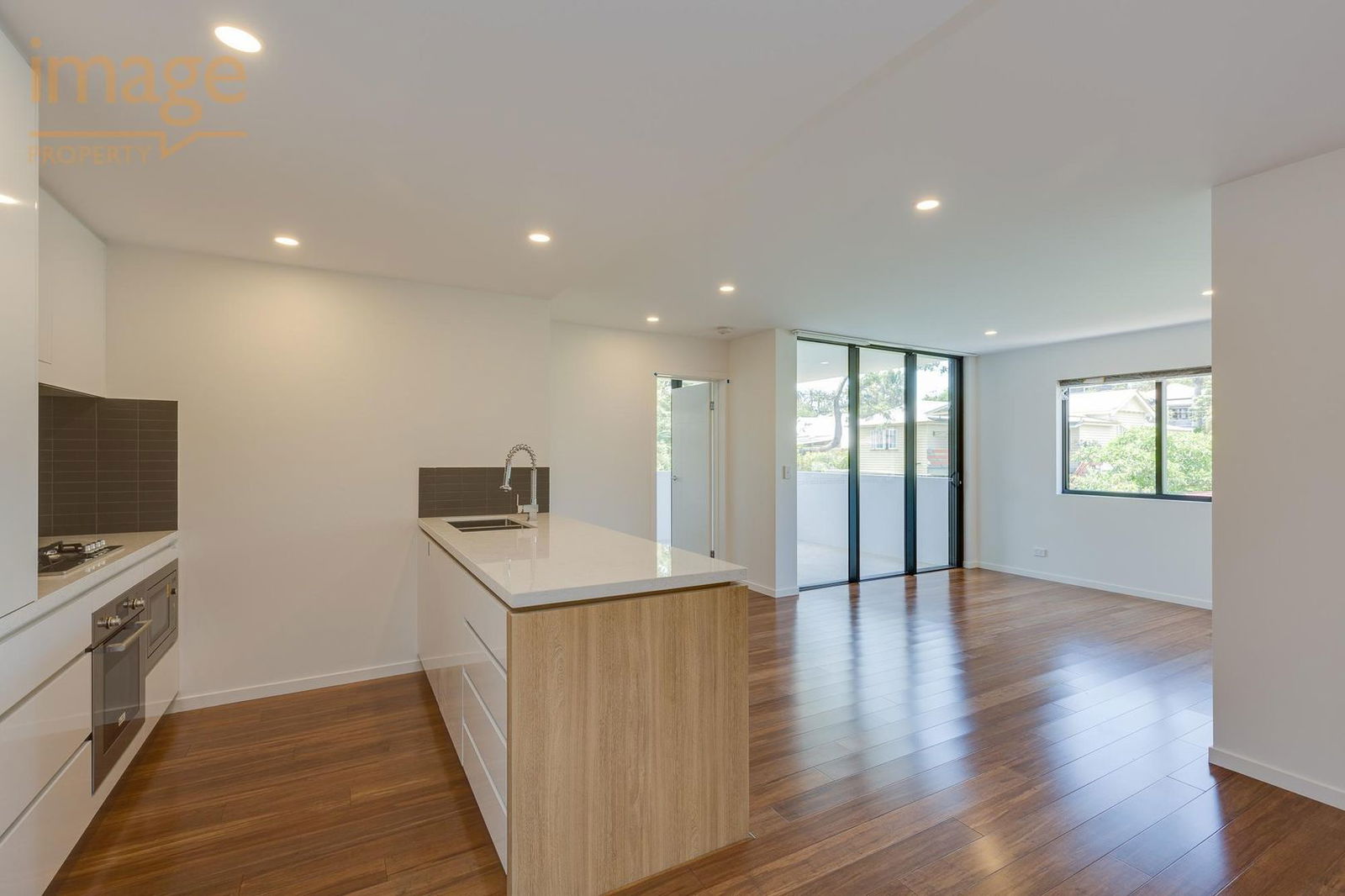 Main listing image for 14/158 Norman Ave, Norman Park  QLD  4170