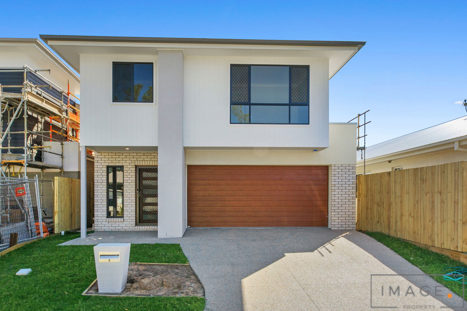 Main listing image for 5 Bloomfield St, Pallara  QLD  4110