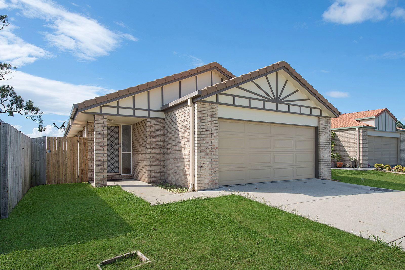 Main listing image for 40 Masterton St, Kippa-Ring  QLD  4021