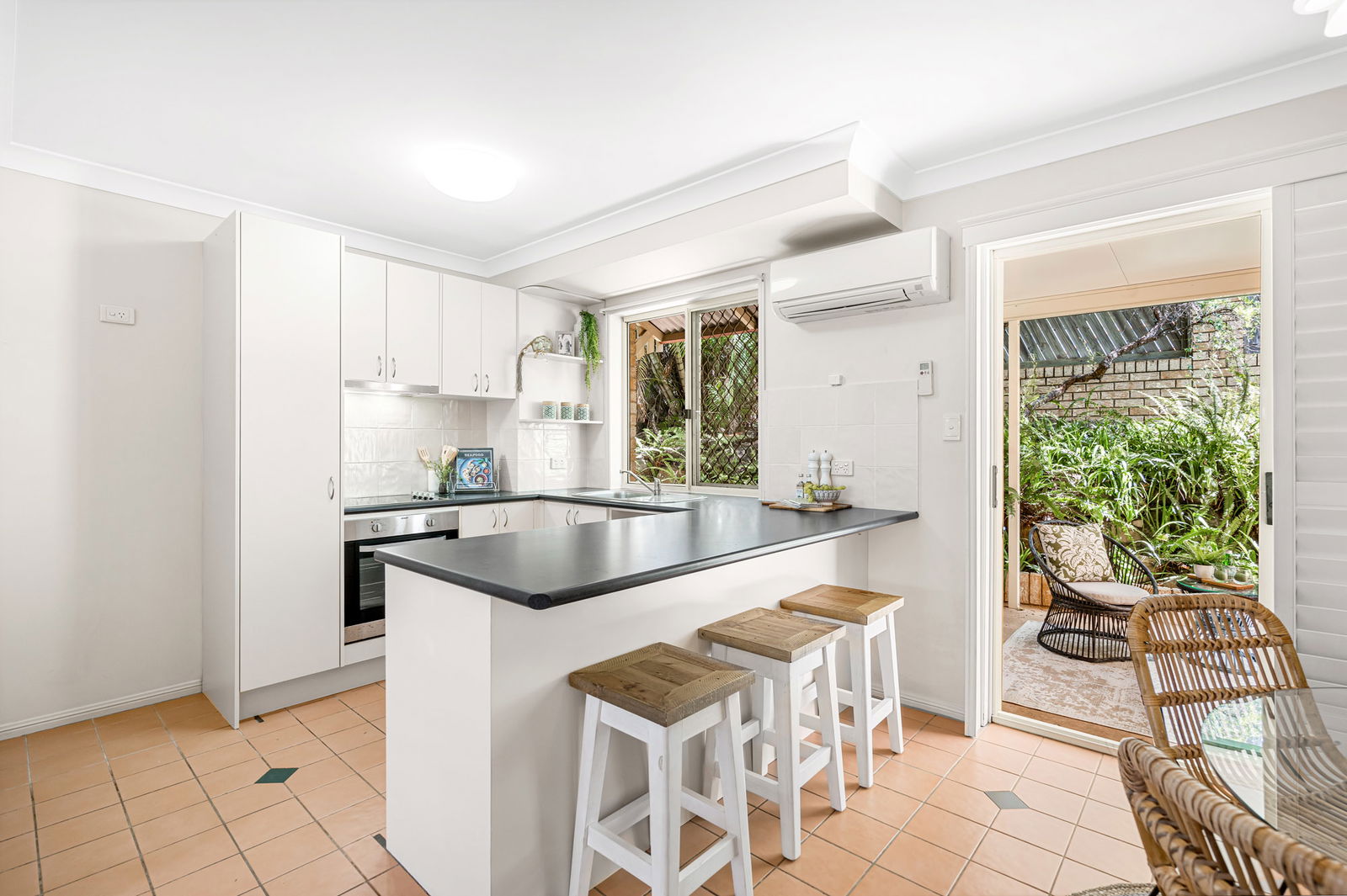 Main listing image for 1/99 Akonna St, Wynnum  QLD  4178