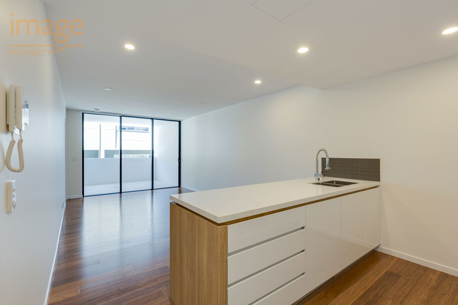 Main listing image for 9/158 Norman Ave, Norman Park  QLD  4170