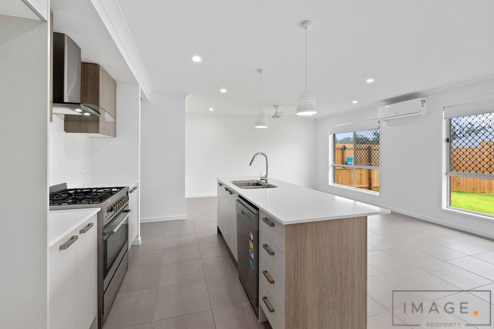 Main listing image for 2/2 Keyser Wy, Ripley  QLD  4306