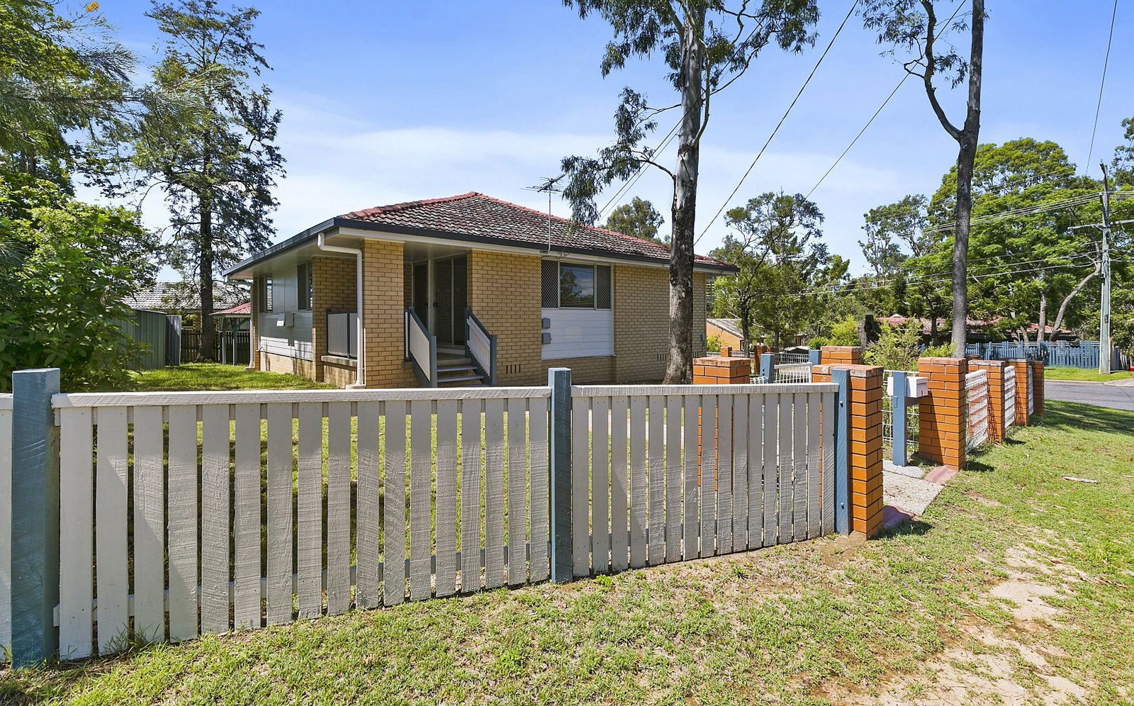 Main listing image for 1 Fallon Ct, Goodna  QLD  4300