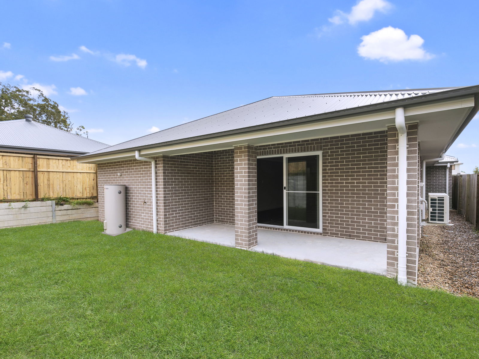 Main listing image for 15 Gordon Circuit, Warner  QLD  4500
