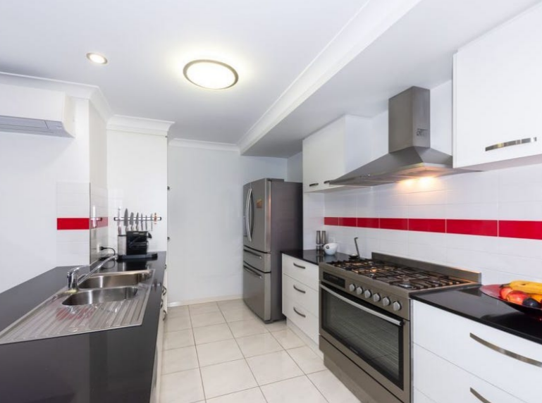 Main listing image for 52 Fleet Cct, Bray Park  QLD  4500