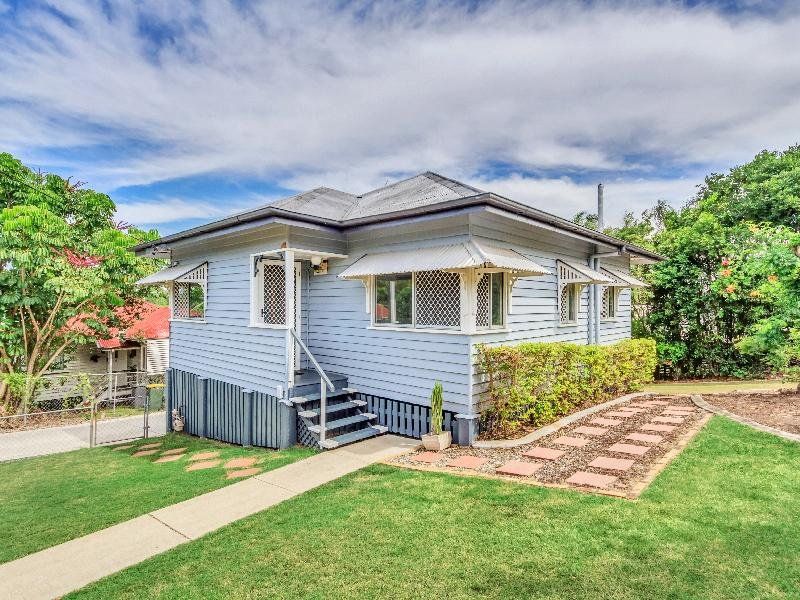 Main listing image for 1 Broula St, Stafford Heights  QLD  4053