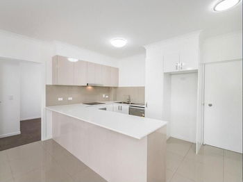 Image 6 for 4/12 Drayton Terrace, Wynnum  QLD  4178