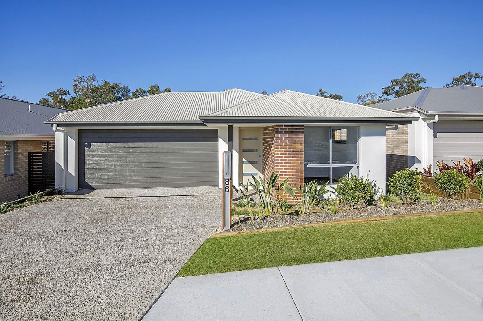 Main listing image for 86 Chambers Ridge Boulevard, Park Ridge  QLD  4125