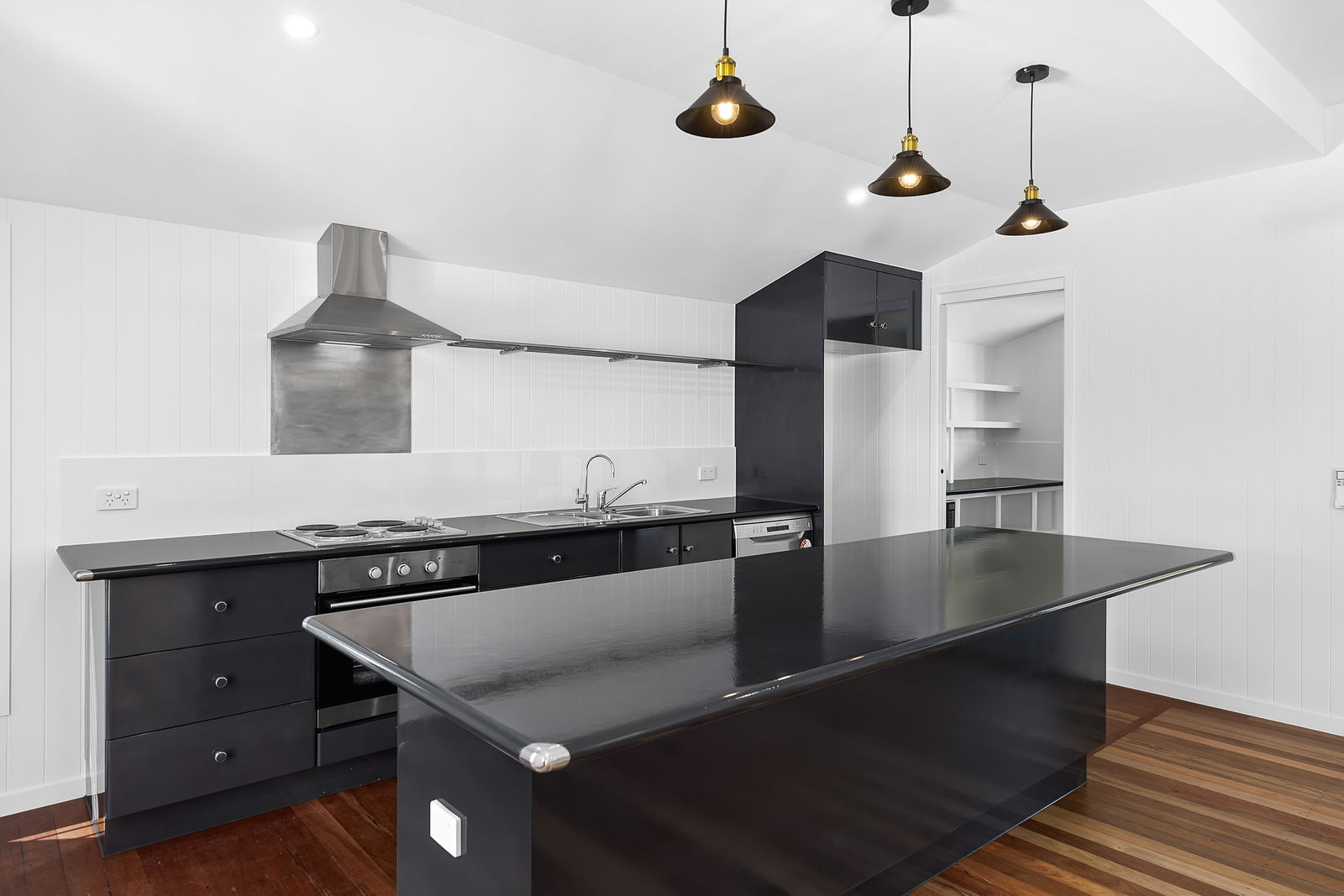 Main listing image for 29 Eleventh Ave, Brighton  QLD  4017