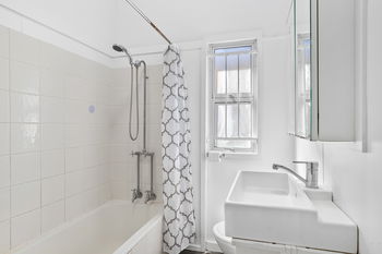 Image 6 for 25 View St, Woody Point  QLD  4019