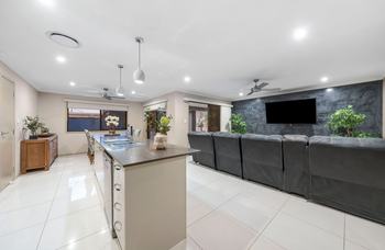 Image 6 for 4 Beasley Dr, Redland Bay  QLD  4165