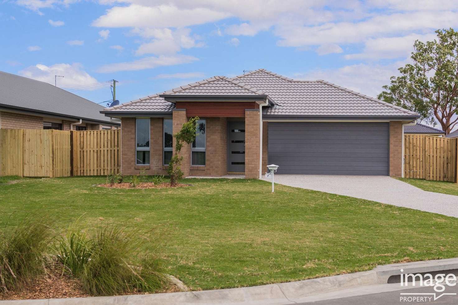 Main listing image for 7 Isabella Close, Bald Hills  QLD  4036