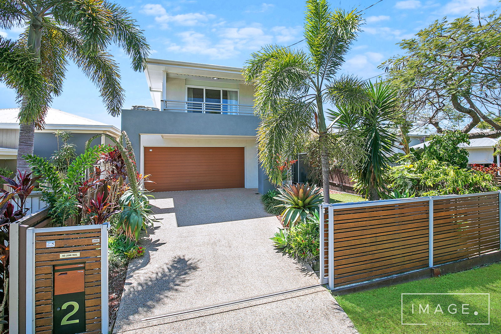 Main listing image for 2 Isobel St, Clontarf  QLD  4019