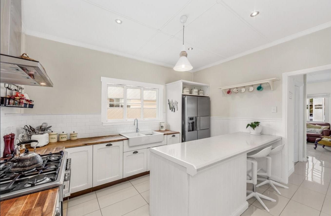 Main listing image for 29 Faine St, Manly West  QLD  4179