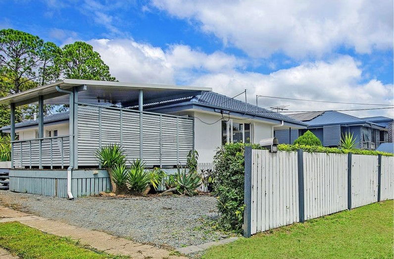 Main listing image for 18 Arura St, Mansfield  QLD  4122