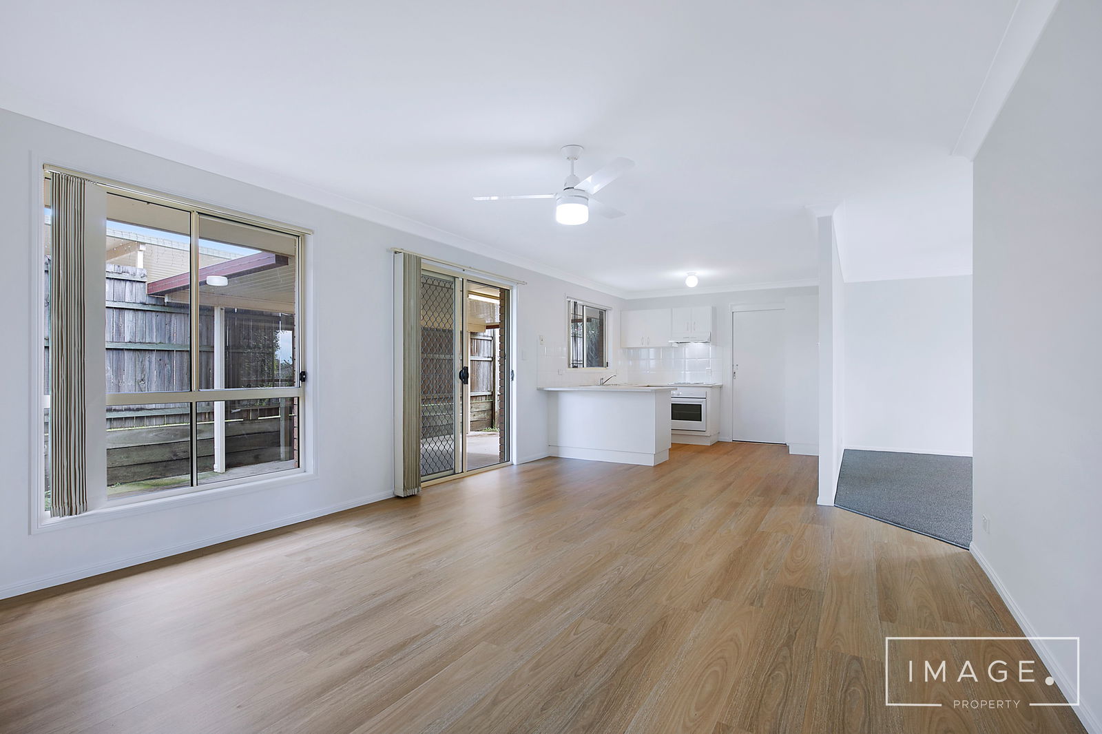 Main listing image for 2 Hampshire Cl, Heritage Park  QLD  4118